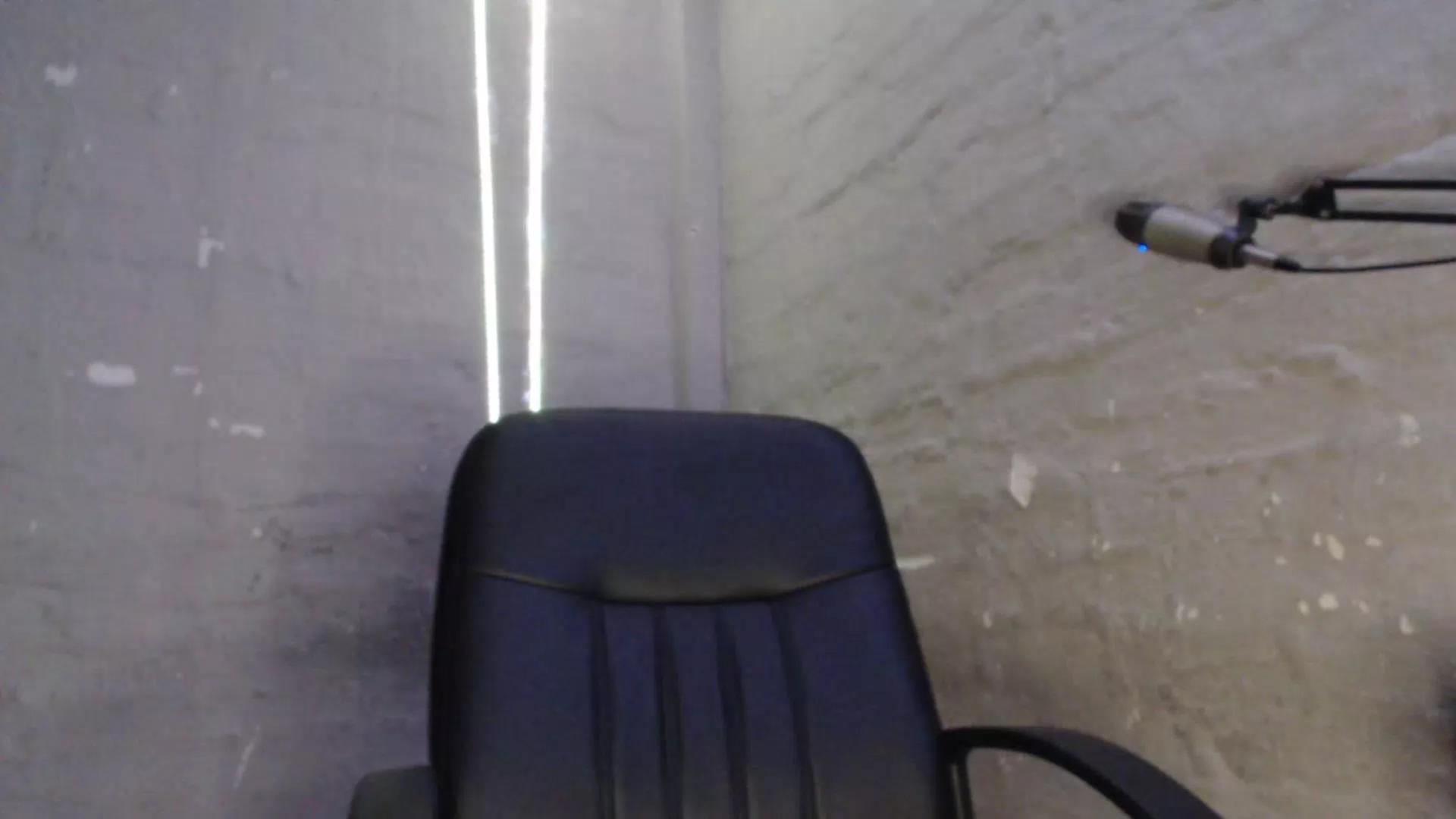 peneenorme83 on Cam4 