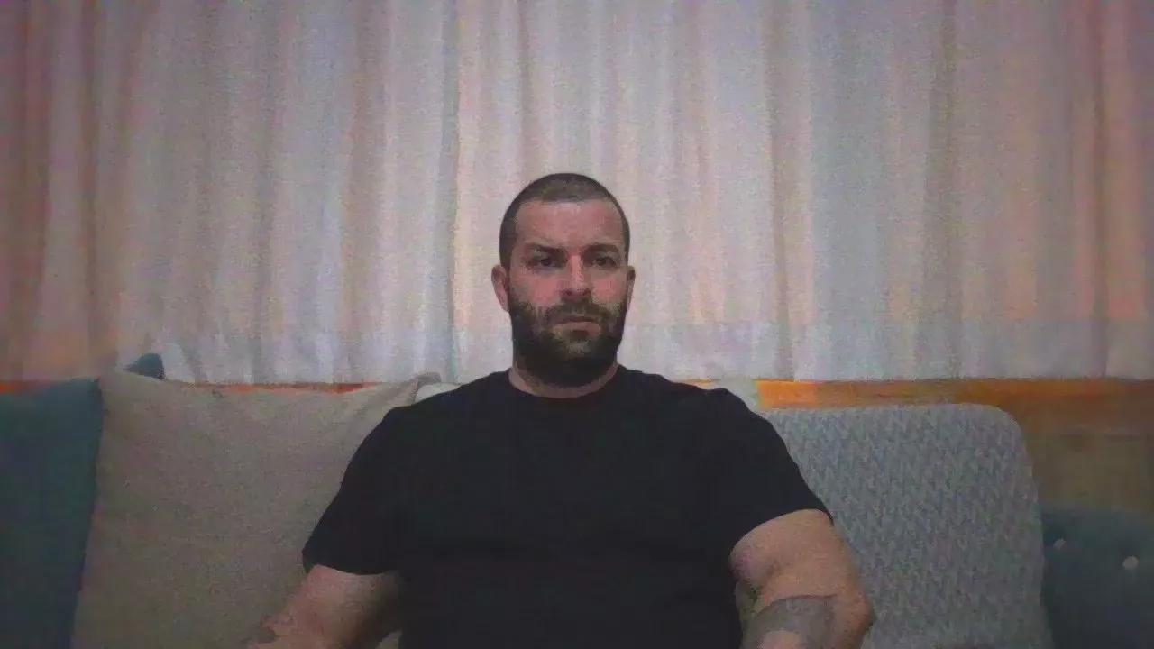 pigeon1111 on Cam4 