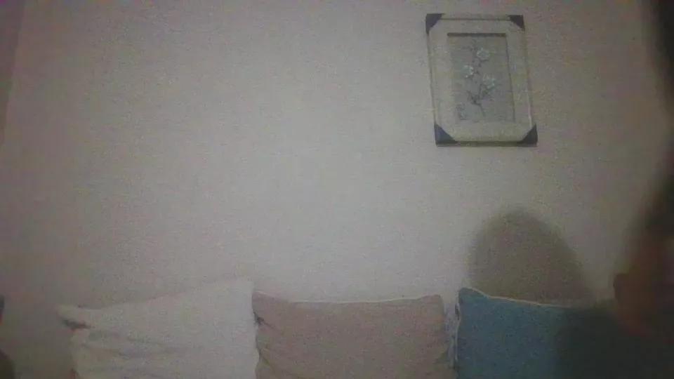 pigeon1111 on Cam4 