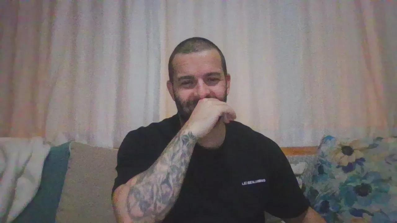 pigeon1111 on Cam4 
