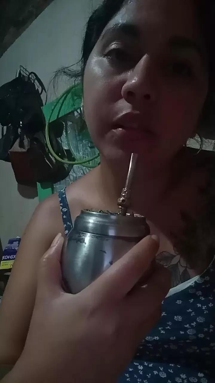 pilar34 on Cam4 