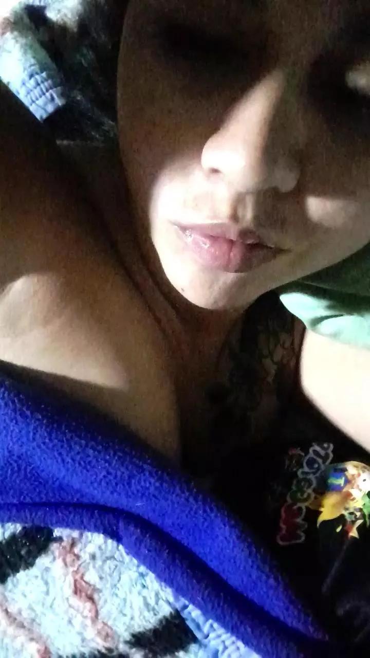 pilar34 on Cam4 