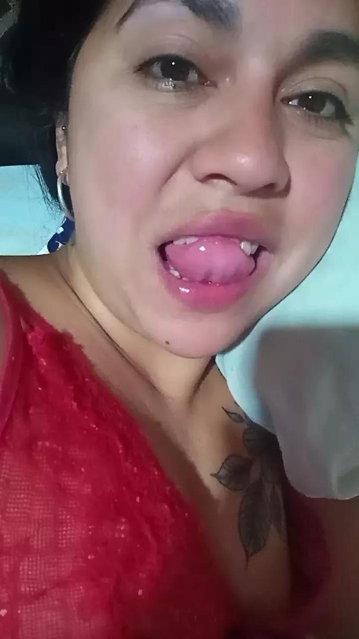 pilar34 on Cam4 