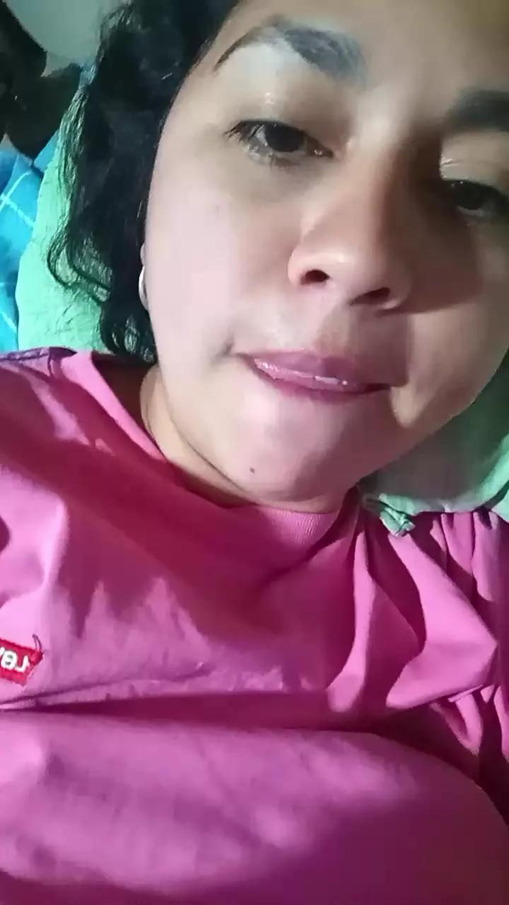 pilar34 on Cam4 