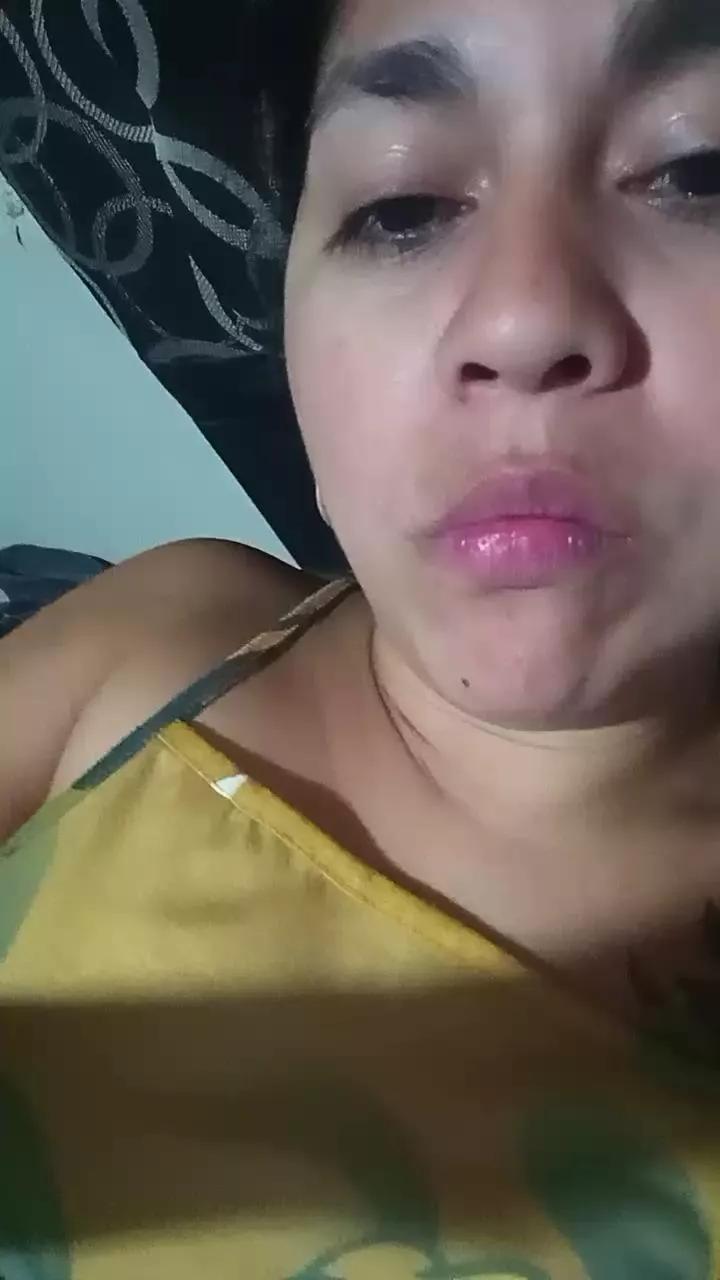 pilar34 on Cam4 