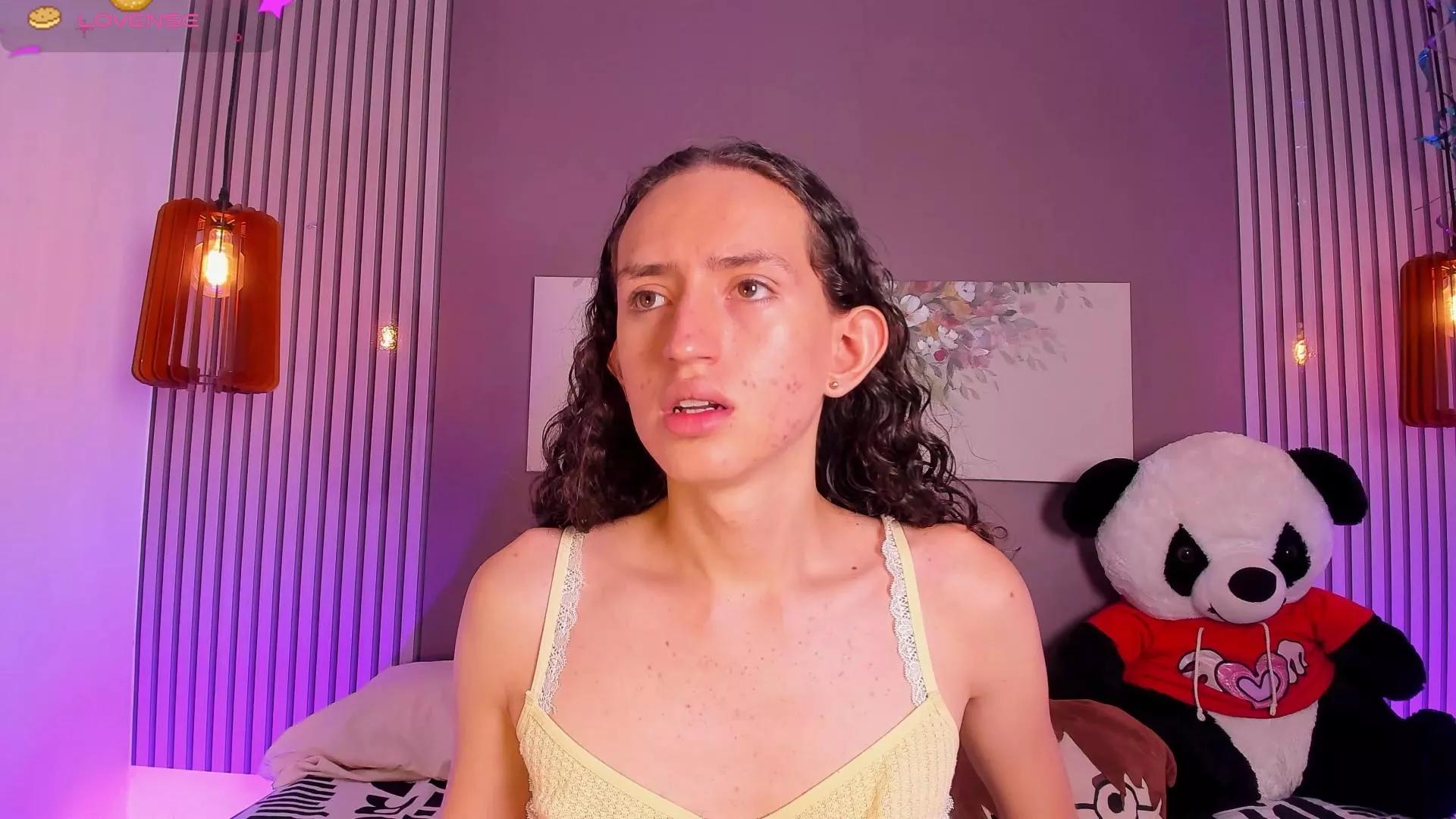 pinky_peach_ on Cam4 