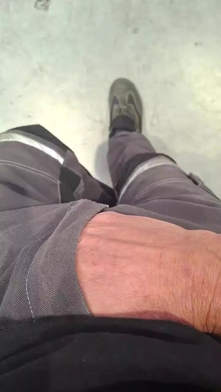 Offline plaisir442 on Cam4