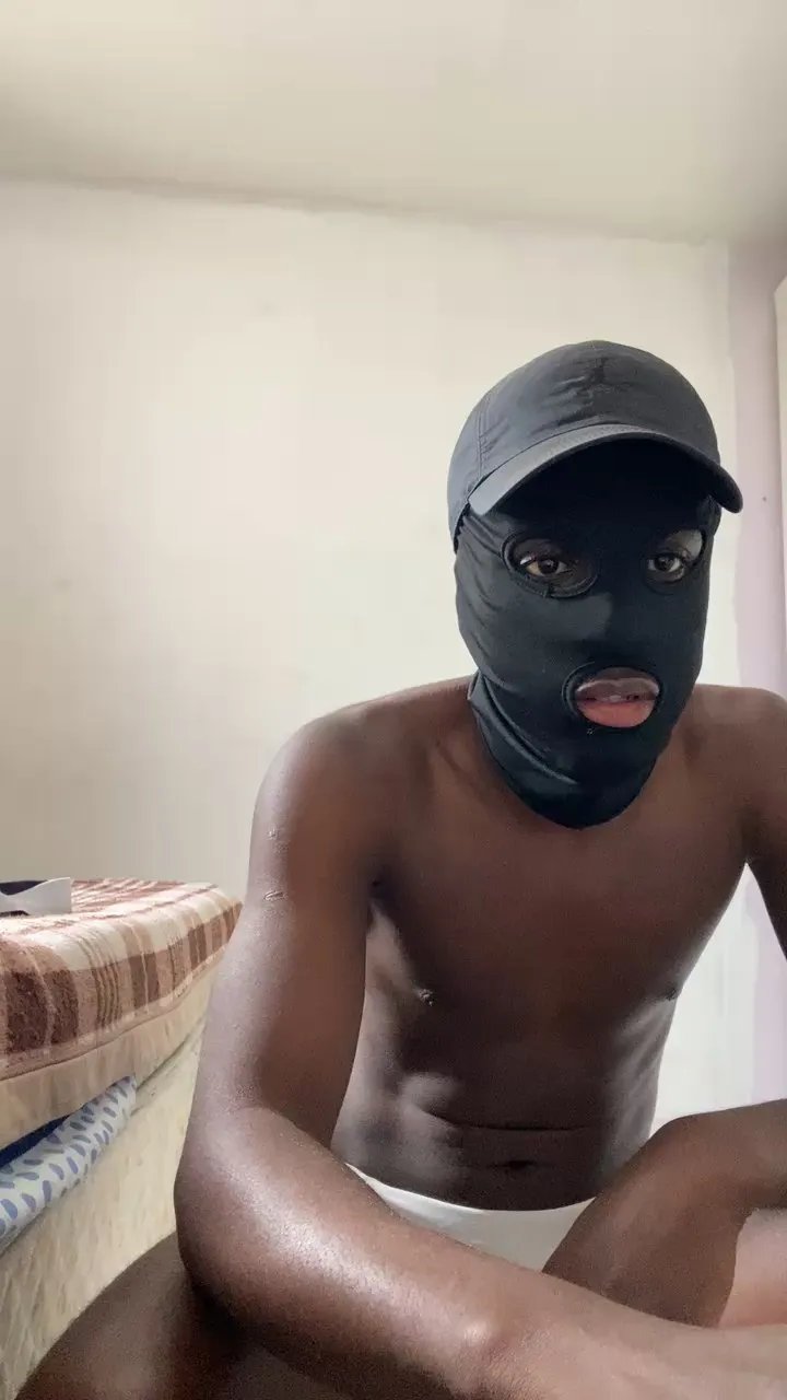 Offline Preto4m on Cam4