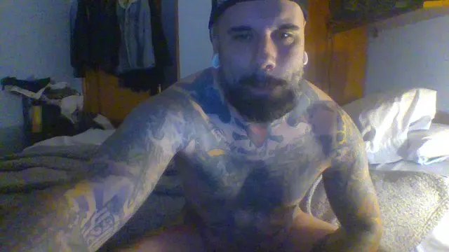 Offline Punisher21cm on Cam4