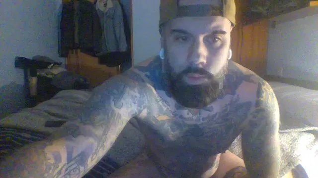 Offline Punisher21cm on Cam4