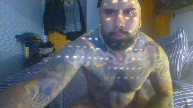 Offline Punisher21cm on Cam4