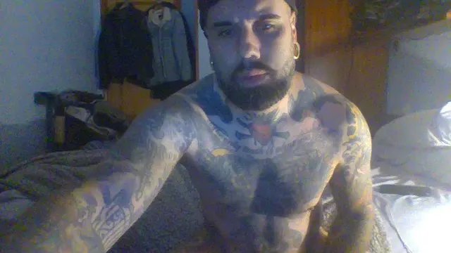 Offline Punisher21cm on Cam4