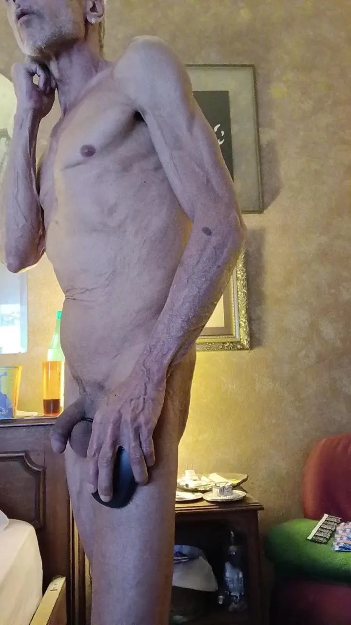 Offline quico200 on Cam4