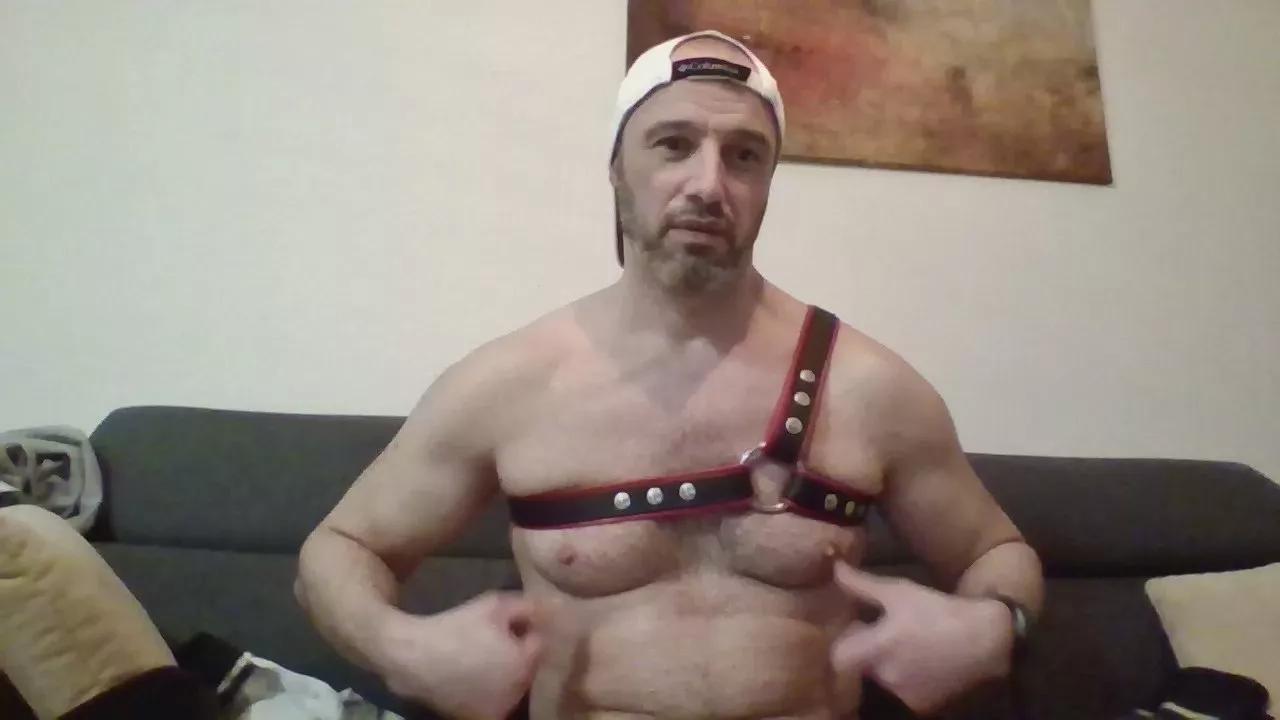 ralfrush on Cam4 