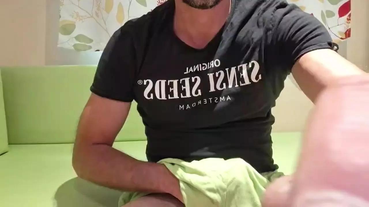 remi06 on Cam4 