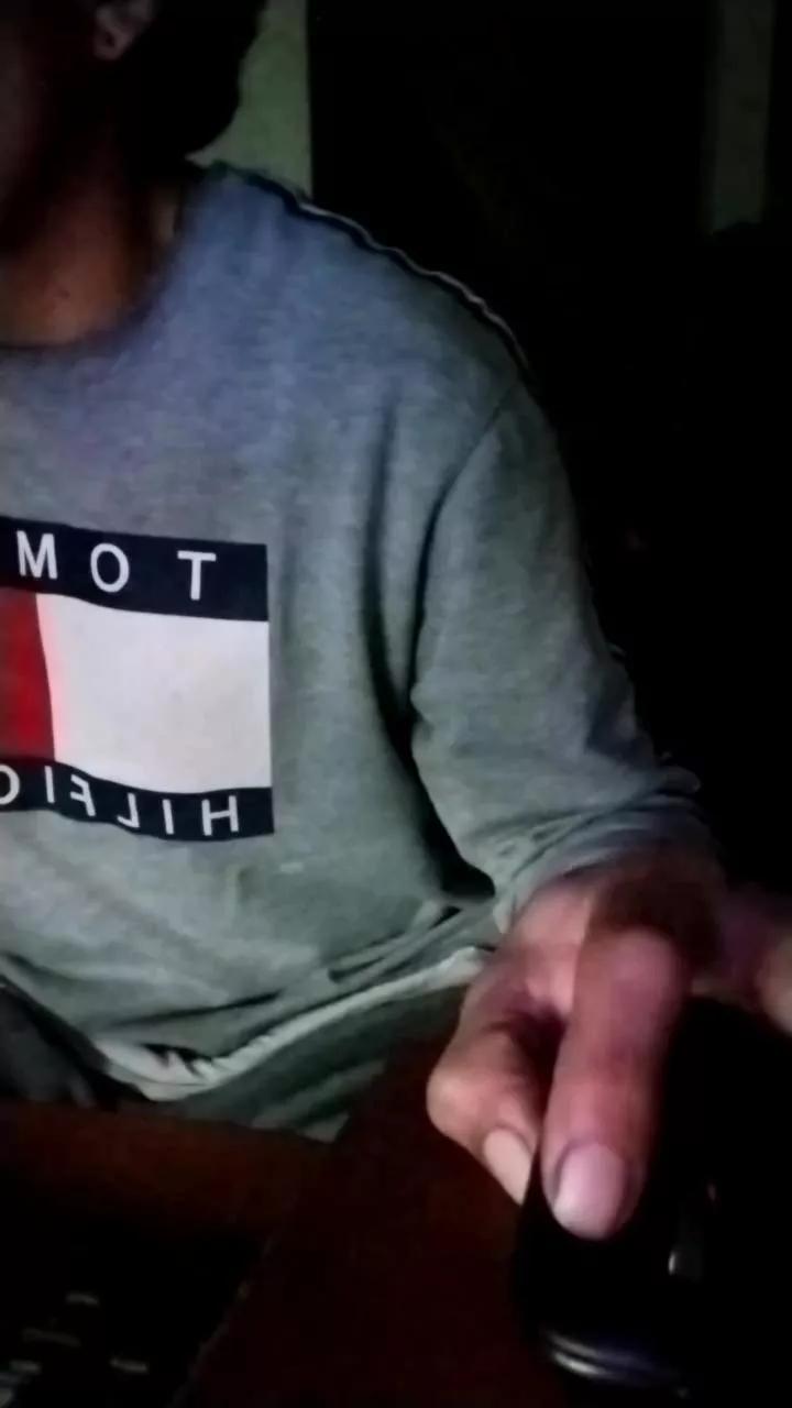 Remote_live on Cam4 