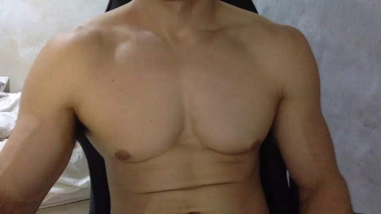 RobsBr on Cam4 