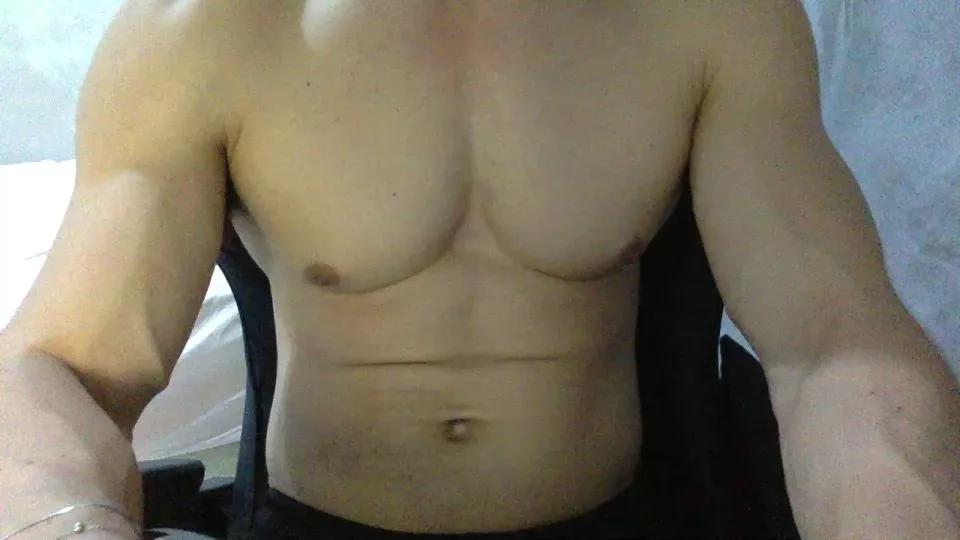 RobsBr on Cam4 