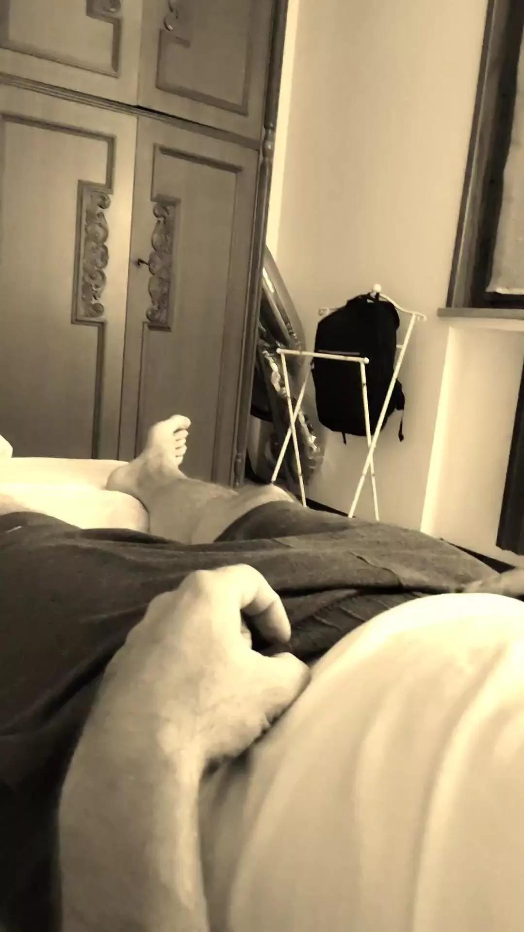 rossodisera_69 on Cam4 