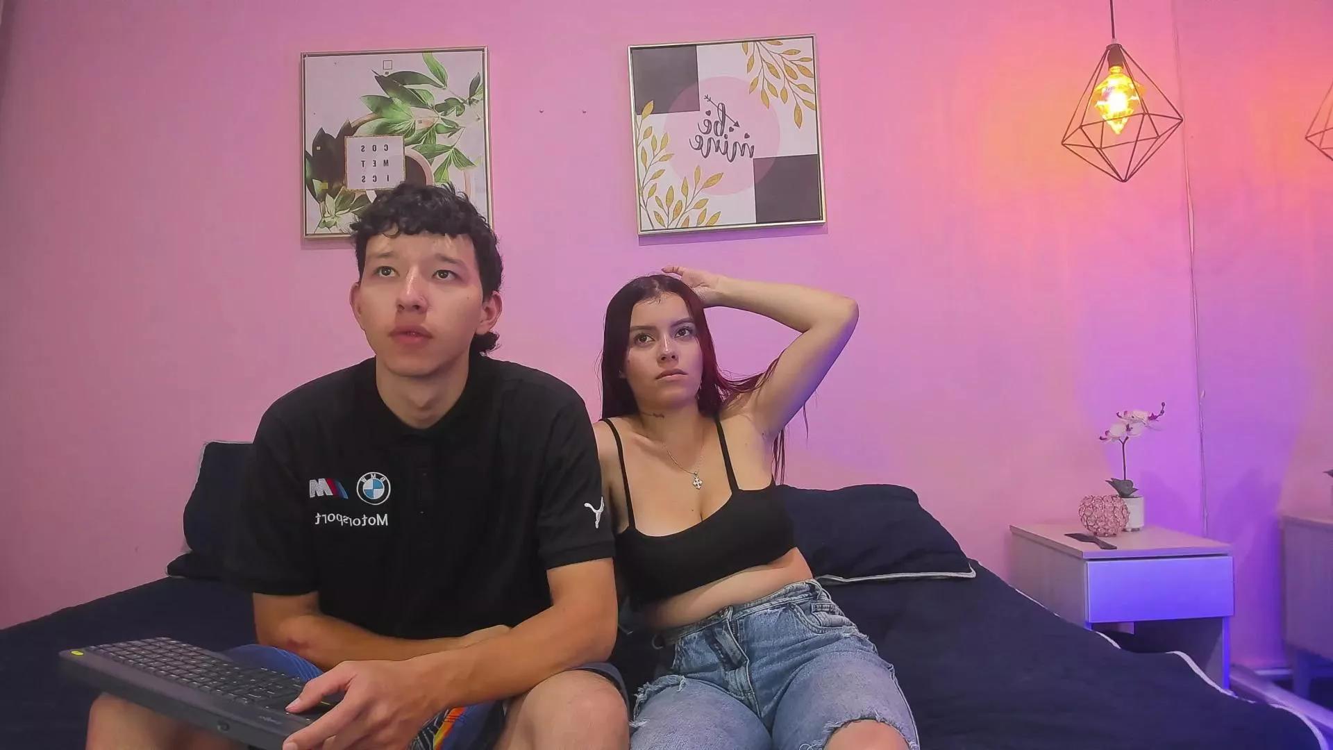 ScarletnNolan on Cam4 