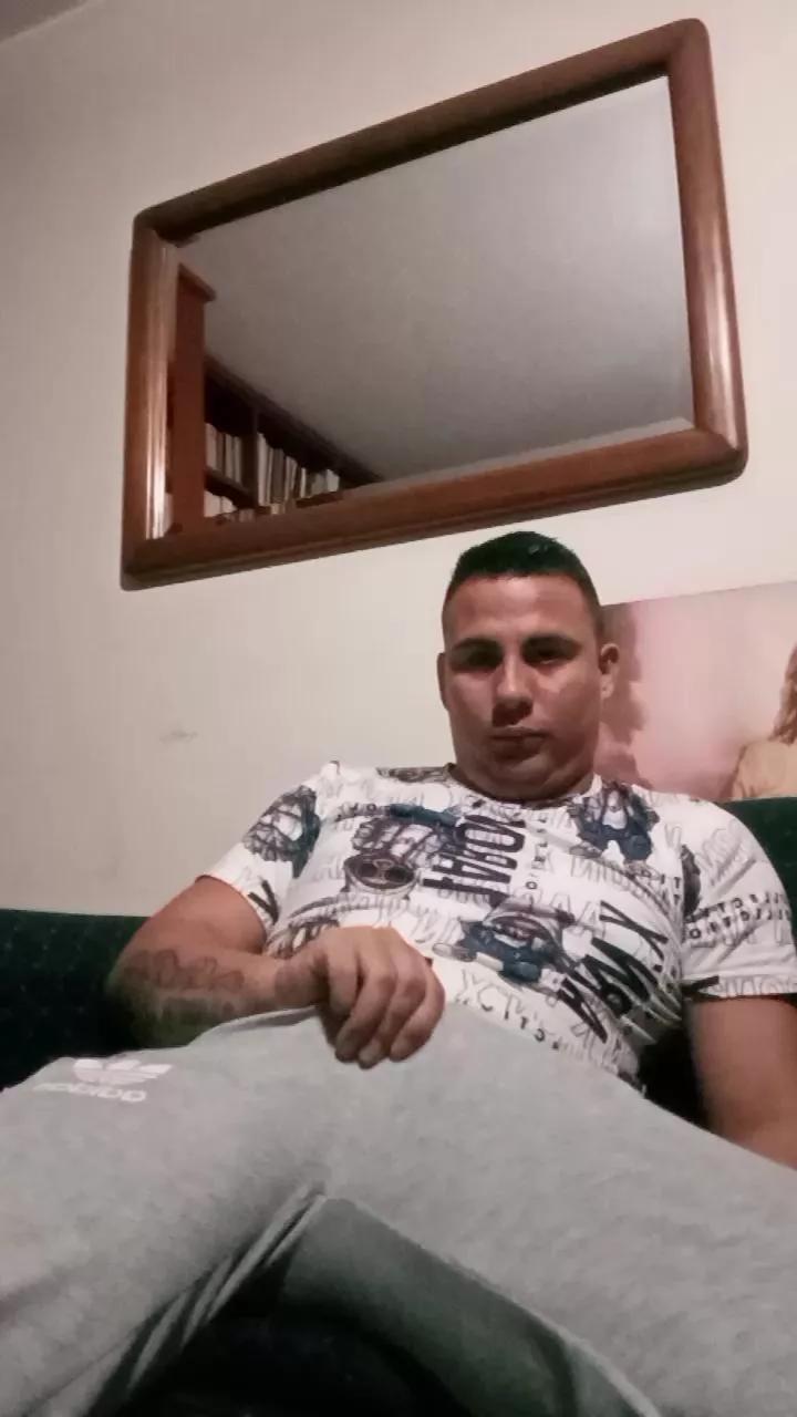 Sergio201829 on Cam4 