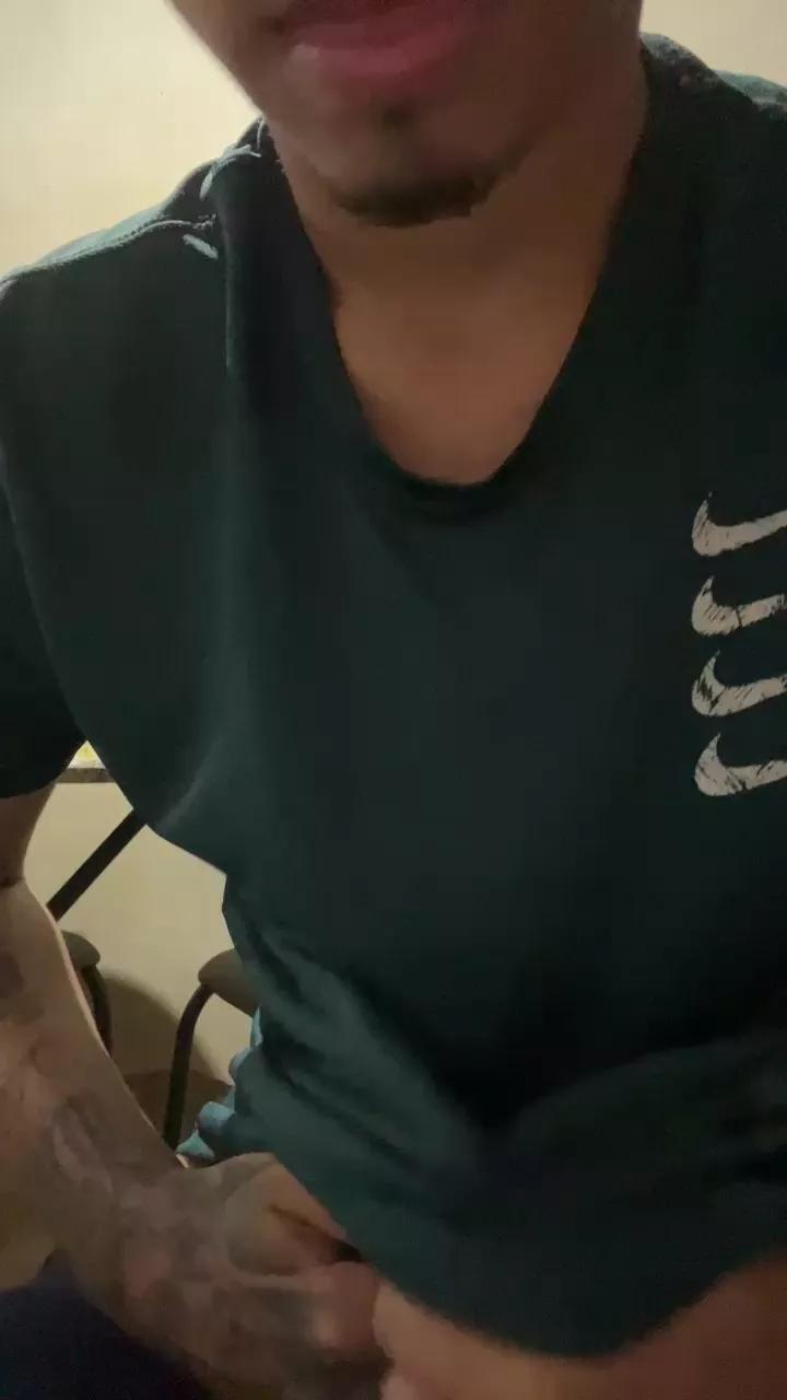 Slaumaq on Cam4 