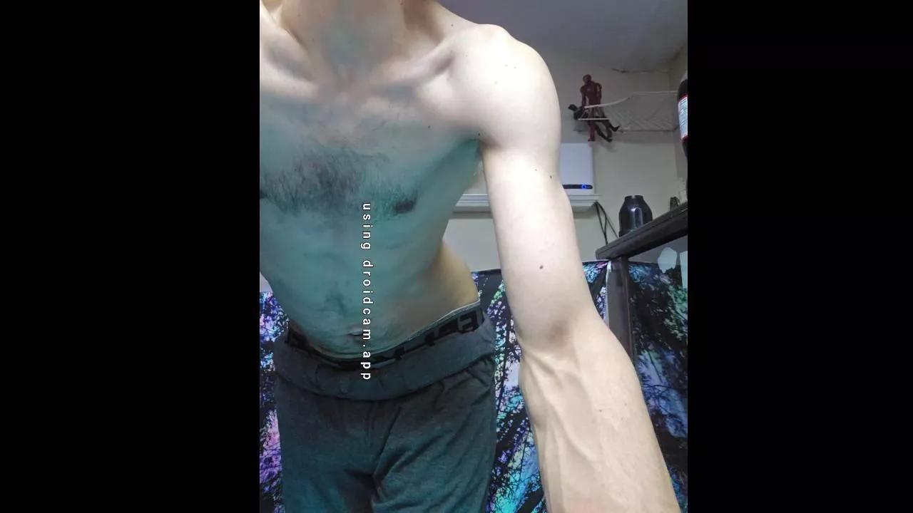 Slendt94 on Cam4 