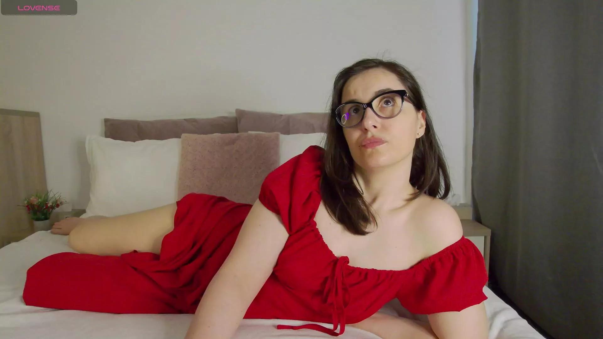SophieeeRain on Cam4 