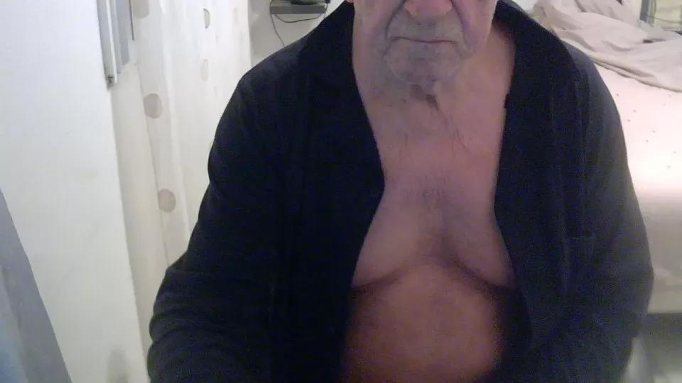 Suisavous on Cam4 