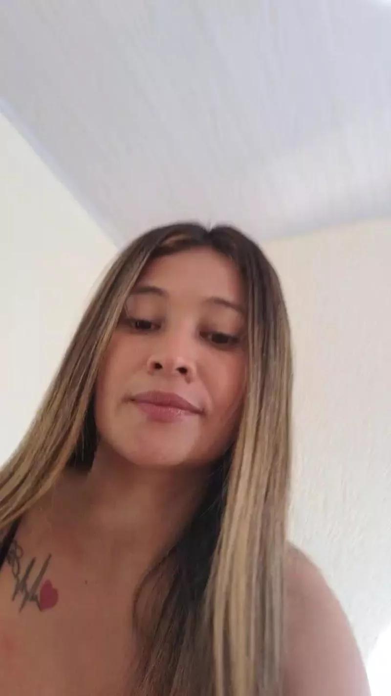 Tania__honey on Cam4 