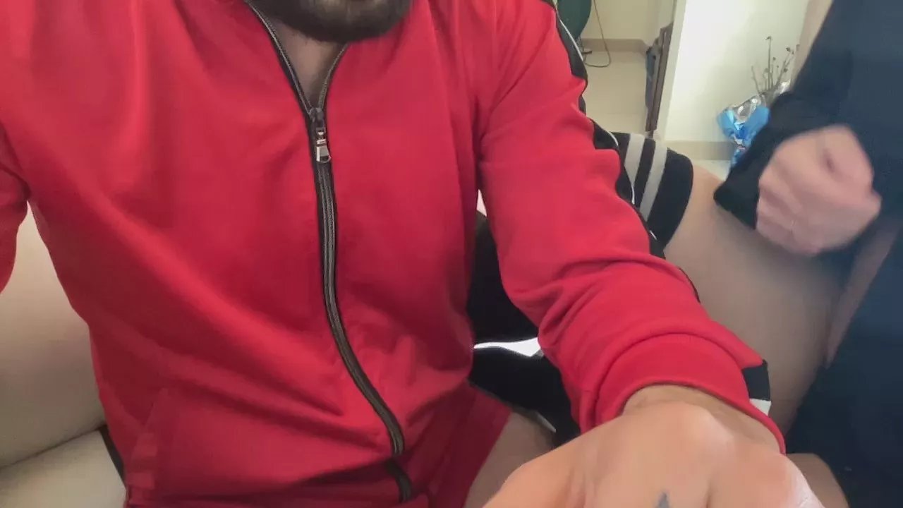 Offline Thebestboy96 on Cam4