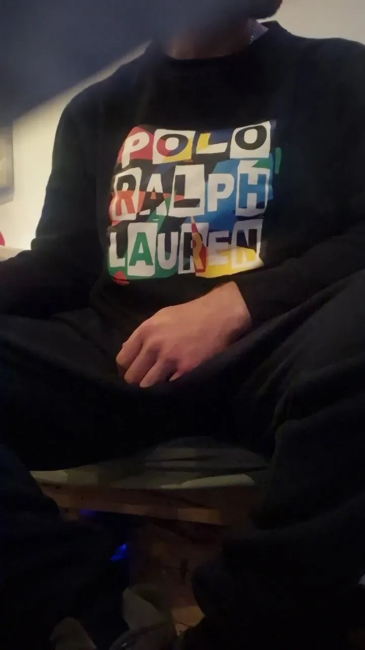 Offline tobi332 on Cam4