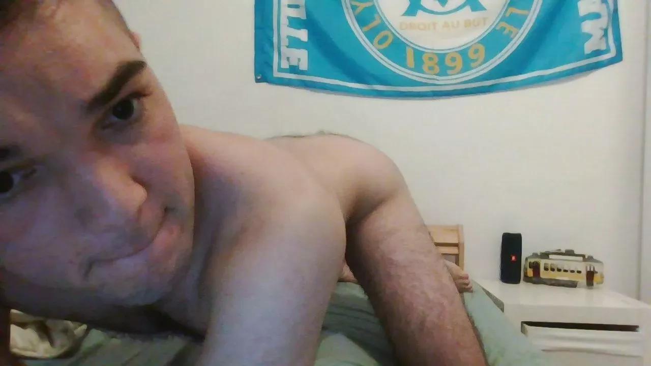 tony83hot on Cam4 
