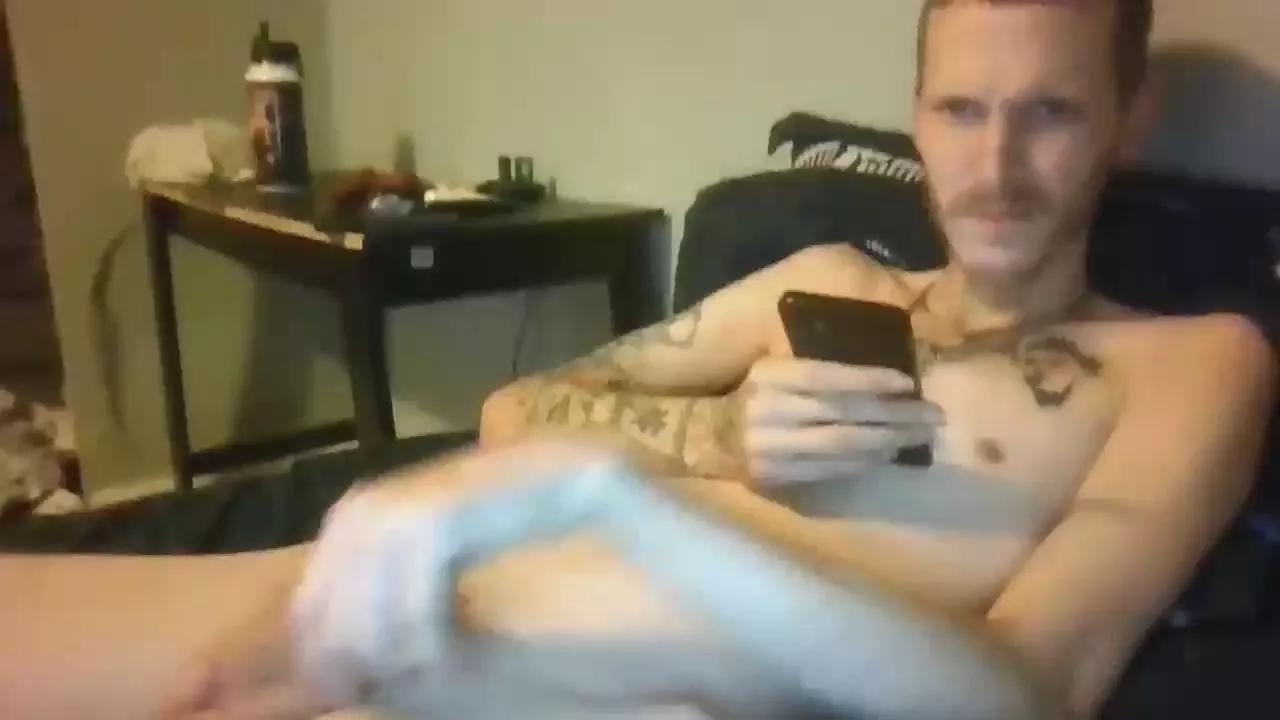 TooTall727 on Cam4 