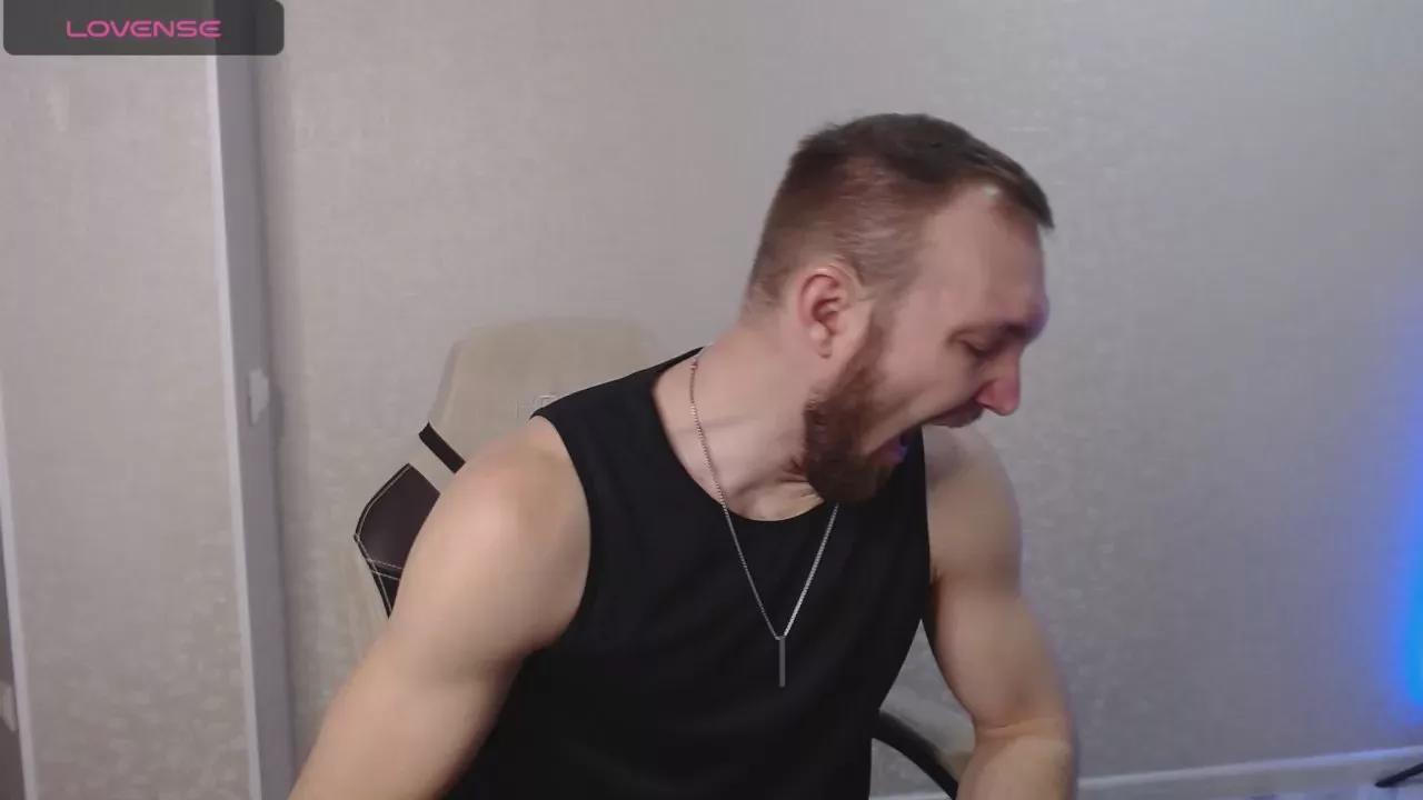 Toress2 on Cam4 