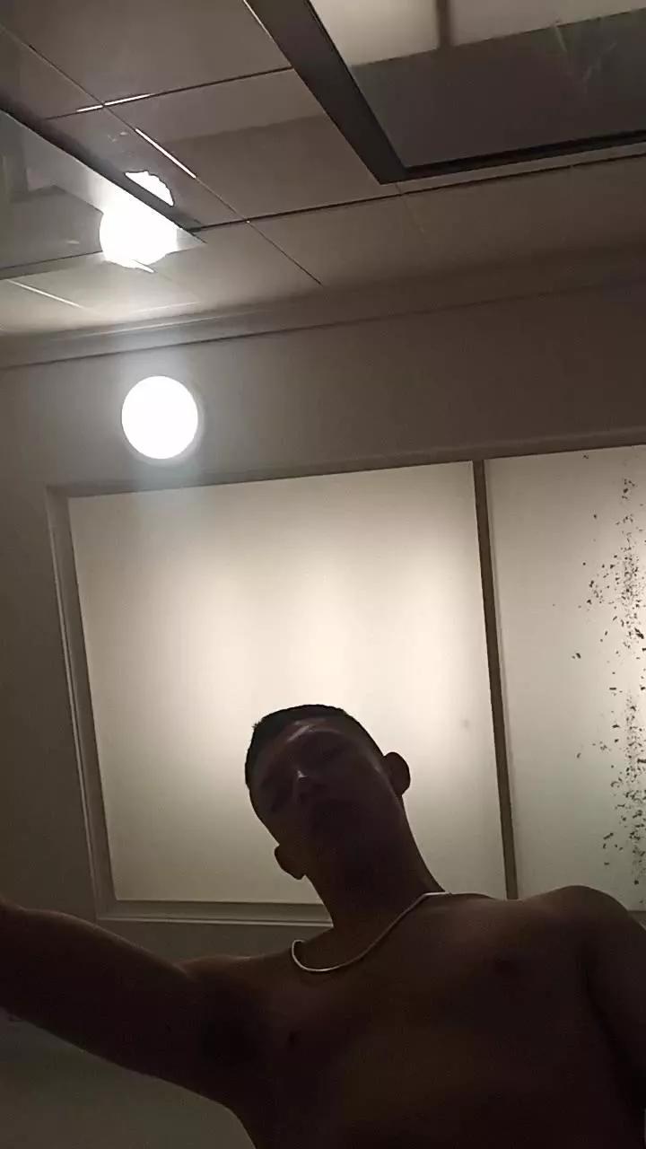Tupapalarga on Cam4 