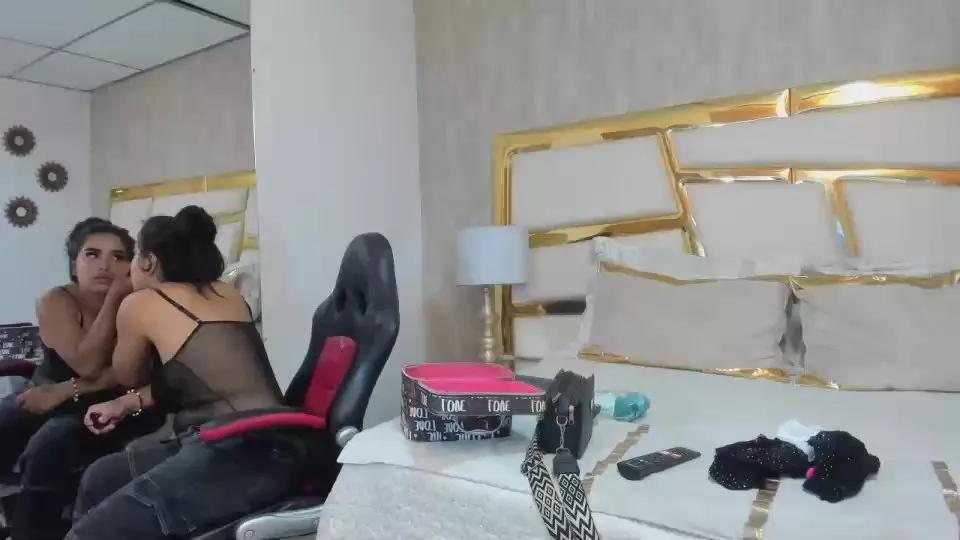 ValenGoold on Cam4 