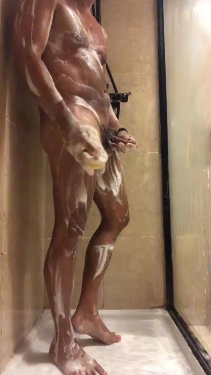 Valentino654 on Cam4 