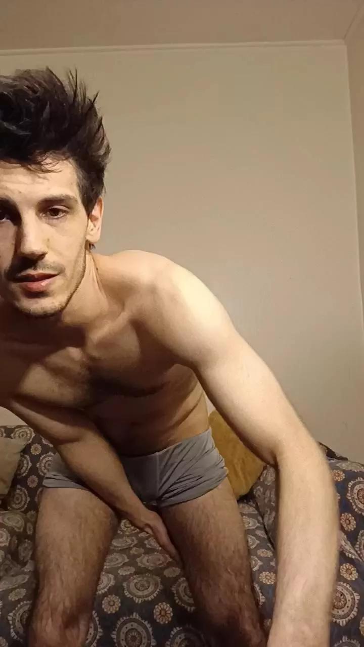 Yourboyforyou on Cam4 