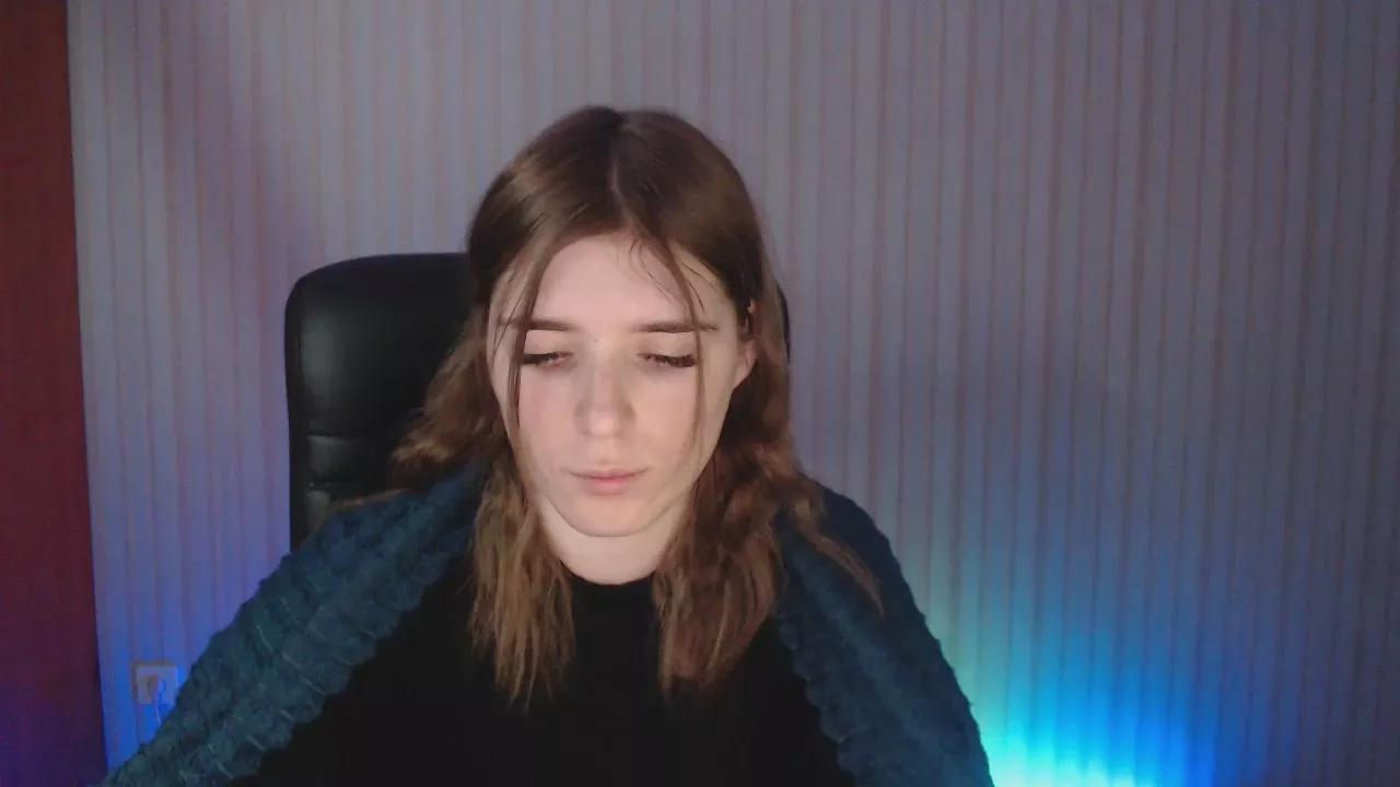YourHappines_ on Cam4 
