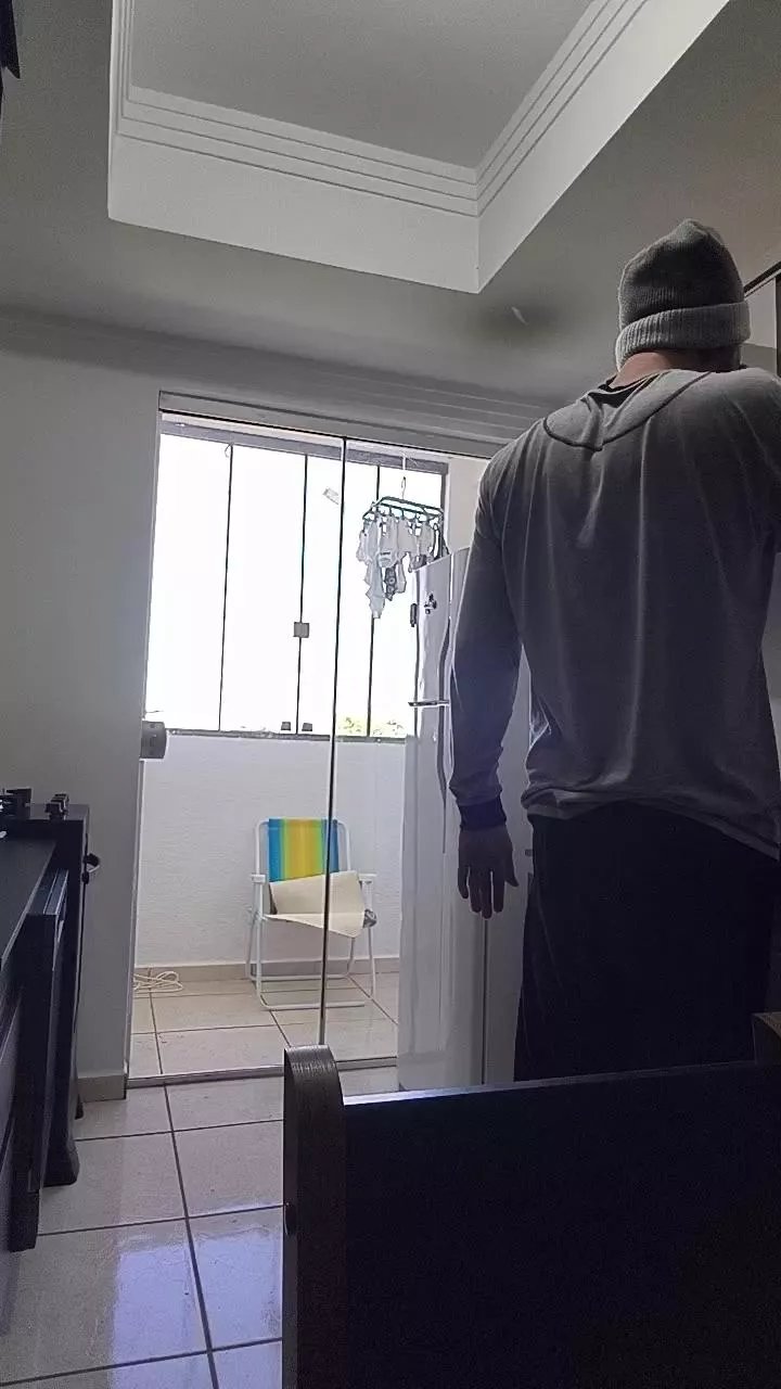 Offline Zayan32 on Cam4