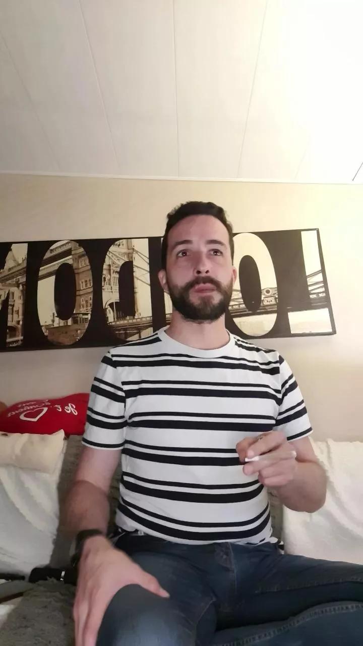 zimbafree on Cam4 