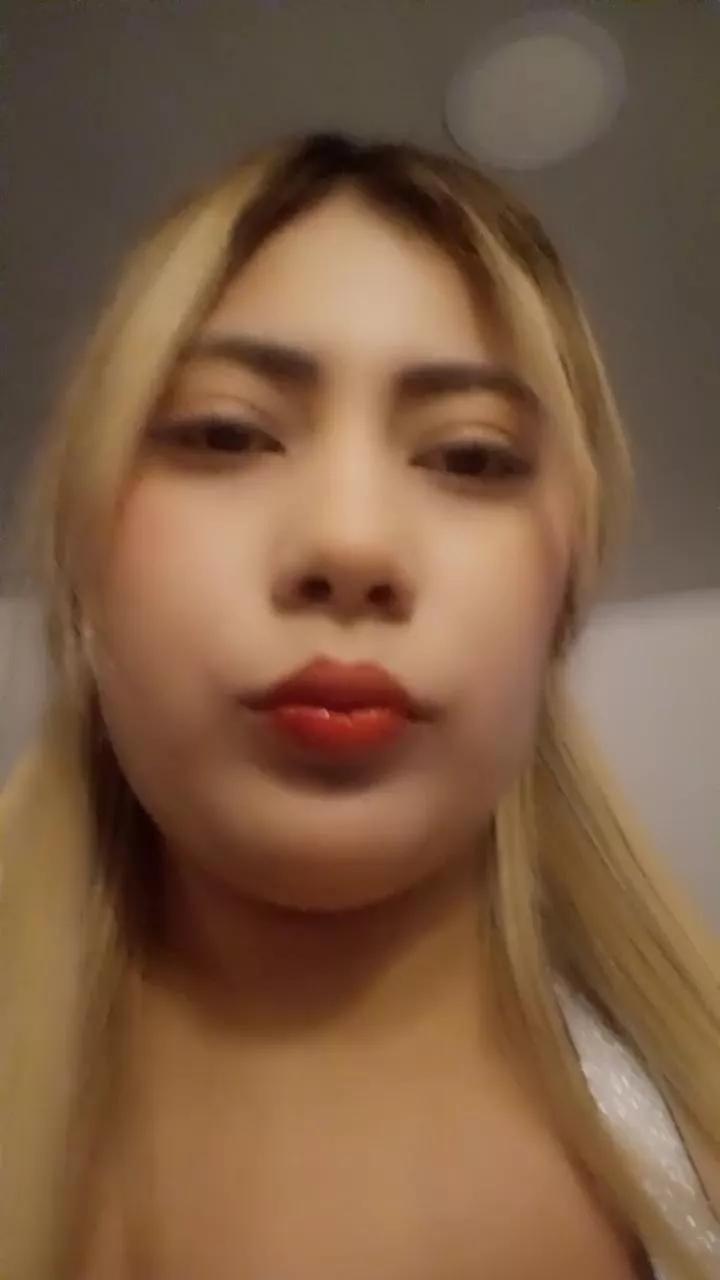 zoe_kimm on Cam4 