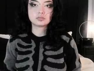 adeelinee on CamSoda 