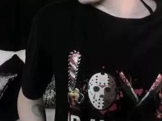 adeelinee on CamSoda 
