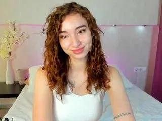 Freechat adelina-bliss on CamSoda