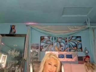 adrianna777 on CamSoda 