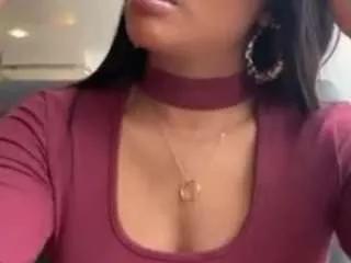 africanrosa on CamSoda 