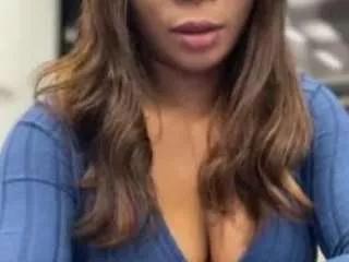 africanrosa on CamSoda 