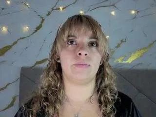 Freechat agathaa-debella on CamSoda